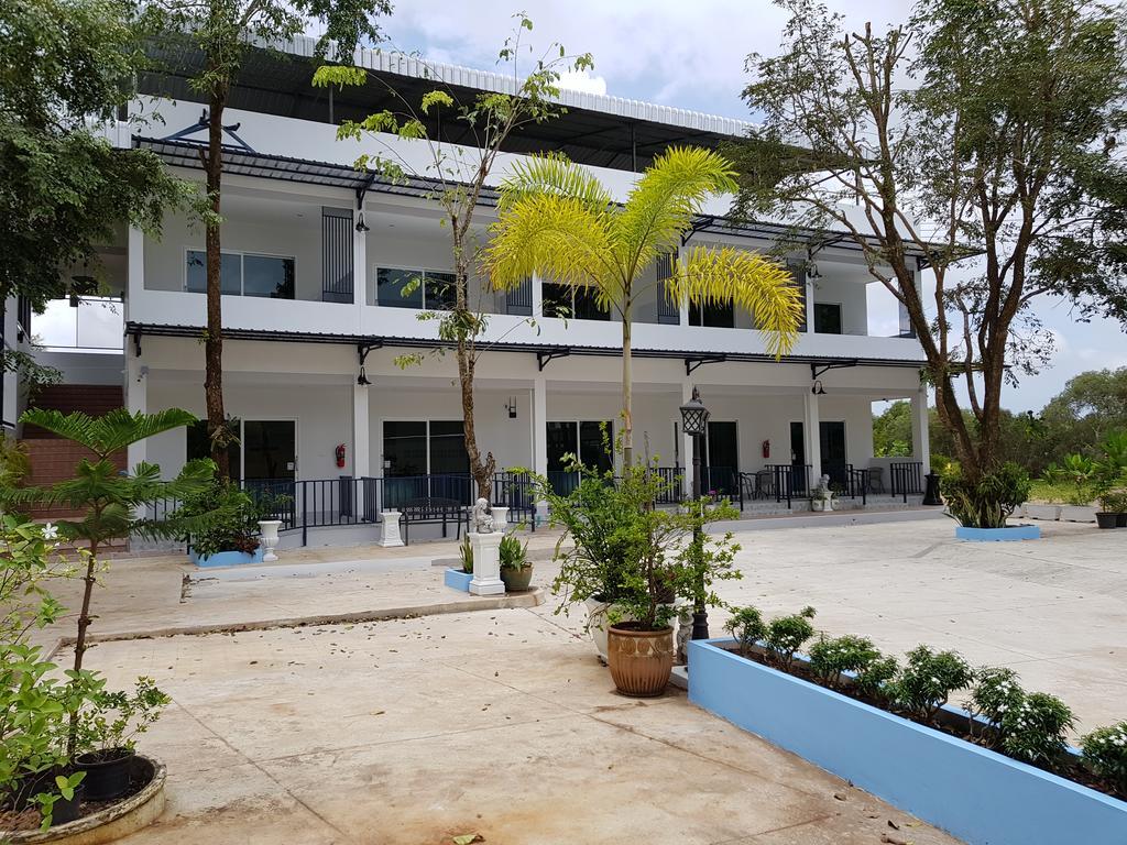 צ'נטאבורי The Cube Resort מראה חיצוני תמונה