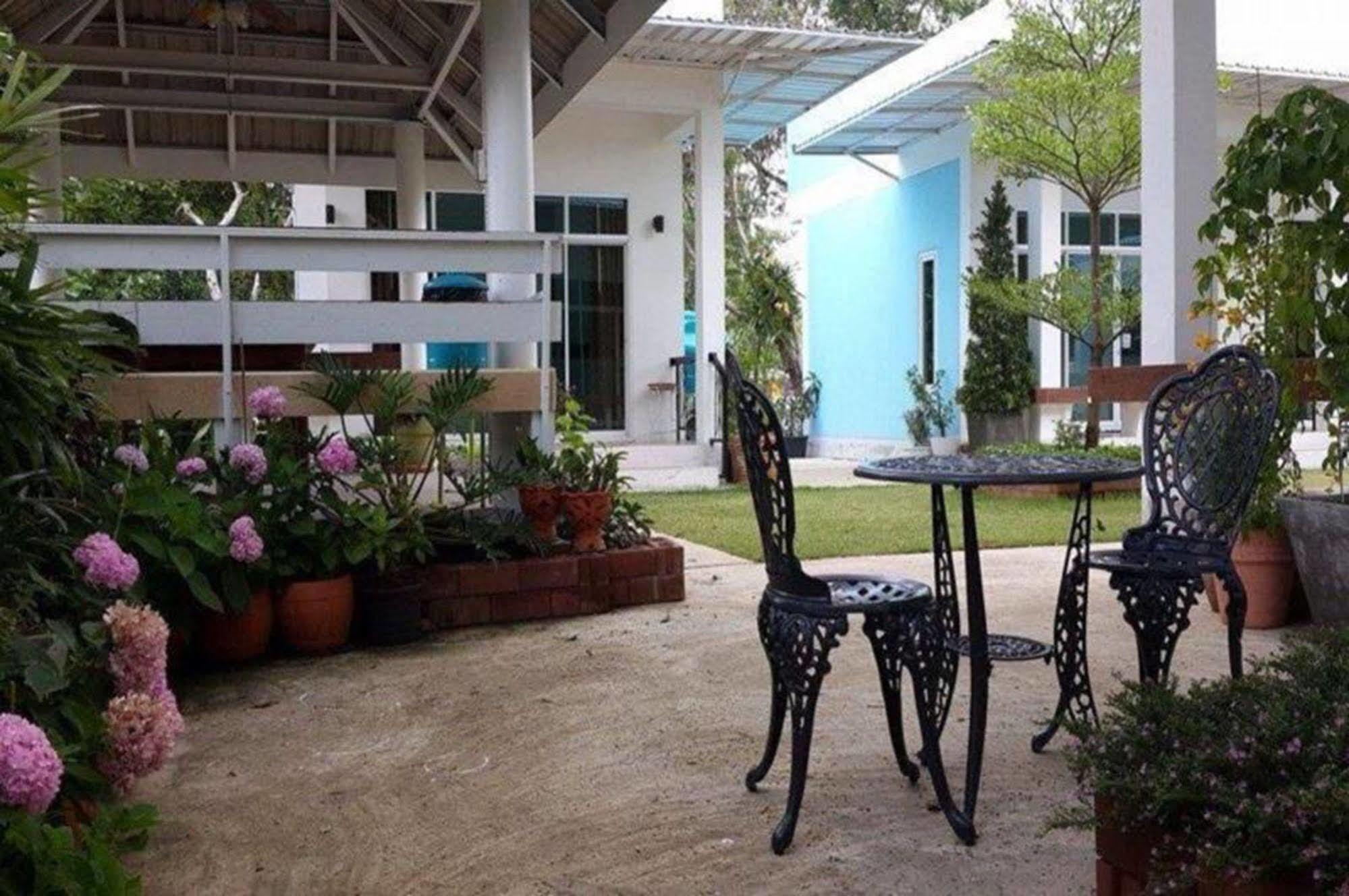 צ'נטאבורי The Cube Resort מראה חיצוני תמונה